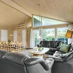 Дом отдыха Stunning In Vaeggerlose With Sauna