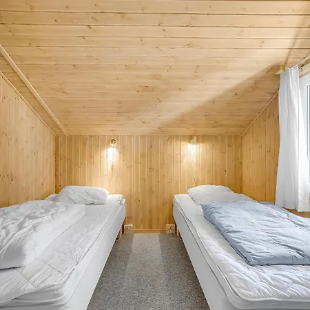 Lovely In Vaeggerlose With Sauna * Bøtø By